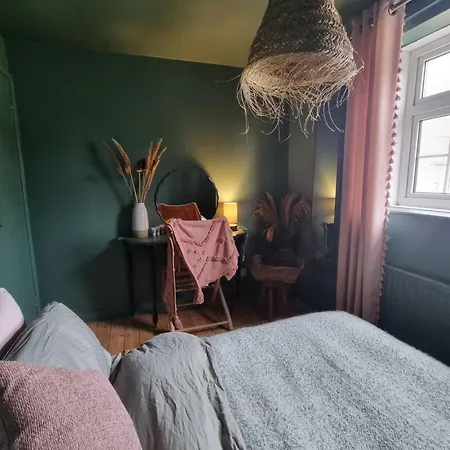 Homestay Double With Bathroom In North Yorkshire Village Allerston